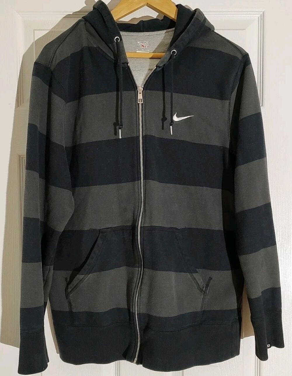 Men's Vintage Nike Stripped Black Gray Zip Up Hoodie Y2K - XL